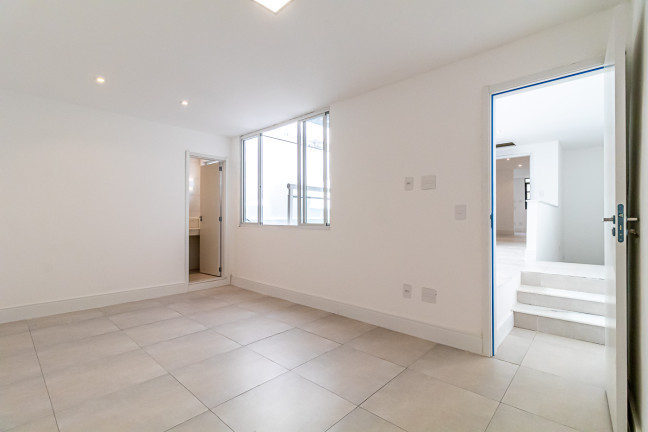 Imagem Casa de Vila com 4 Quartos à Venda, 234 m² em Catete - Rio de Janeiro