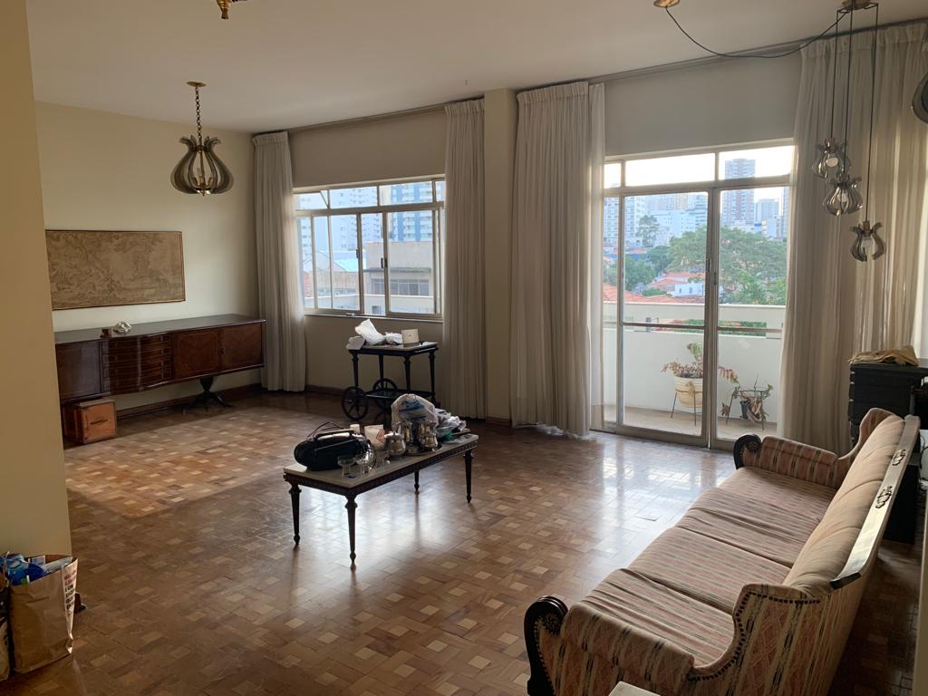 Foto do imóvel Apartamento com 3 Quartos à Venda, 168 m²em Aclimação - São Paulo