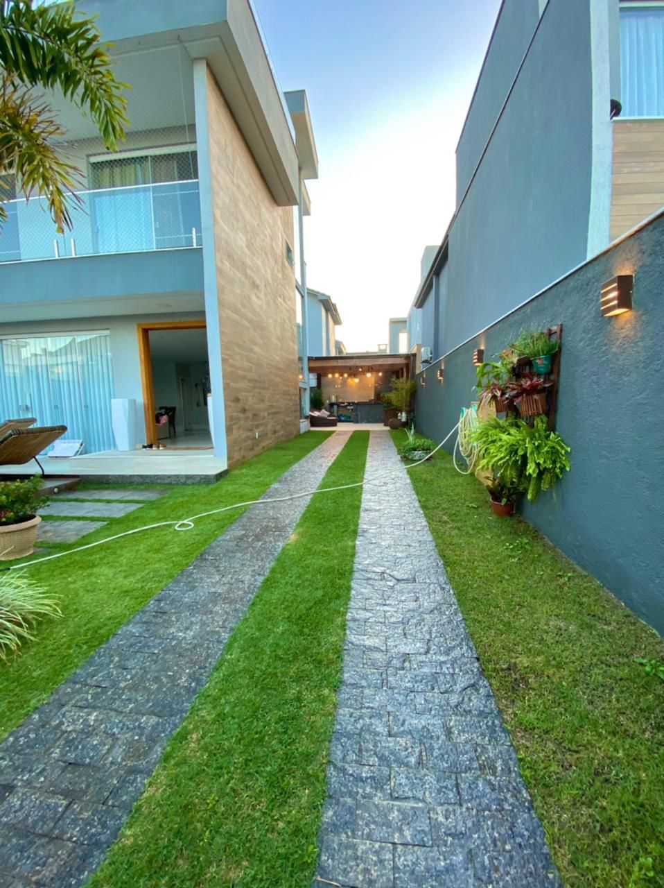 Imagem Casa de Condomínio com 3 Quartos à Venda, 340 m²em Recreio dos Bandeirantes - Rio de Janeiro Imagem Casa de Condomínio com 3 Quartos à Venda, 340 m²em Recreio dos Bandeirantes - Rio de Janeiro