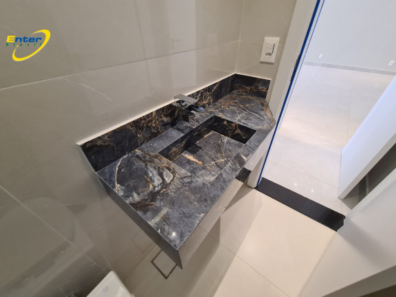 Imagem Casa com 4 Quartos à Venda, 225 m² em Guará II - Brasília