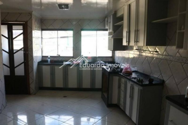 Imagem Casa com 5 Quartos à Venda, 1 m² em Taboão - Diadema