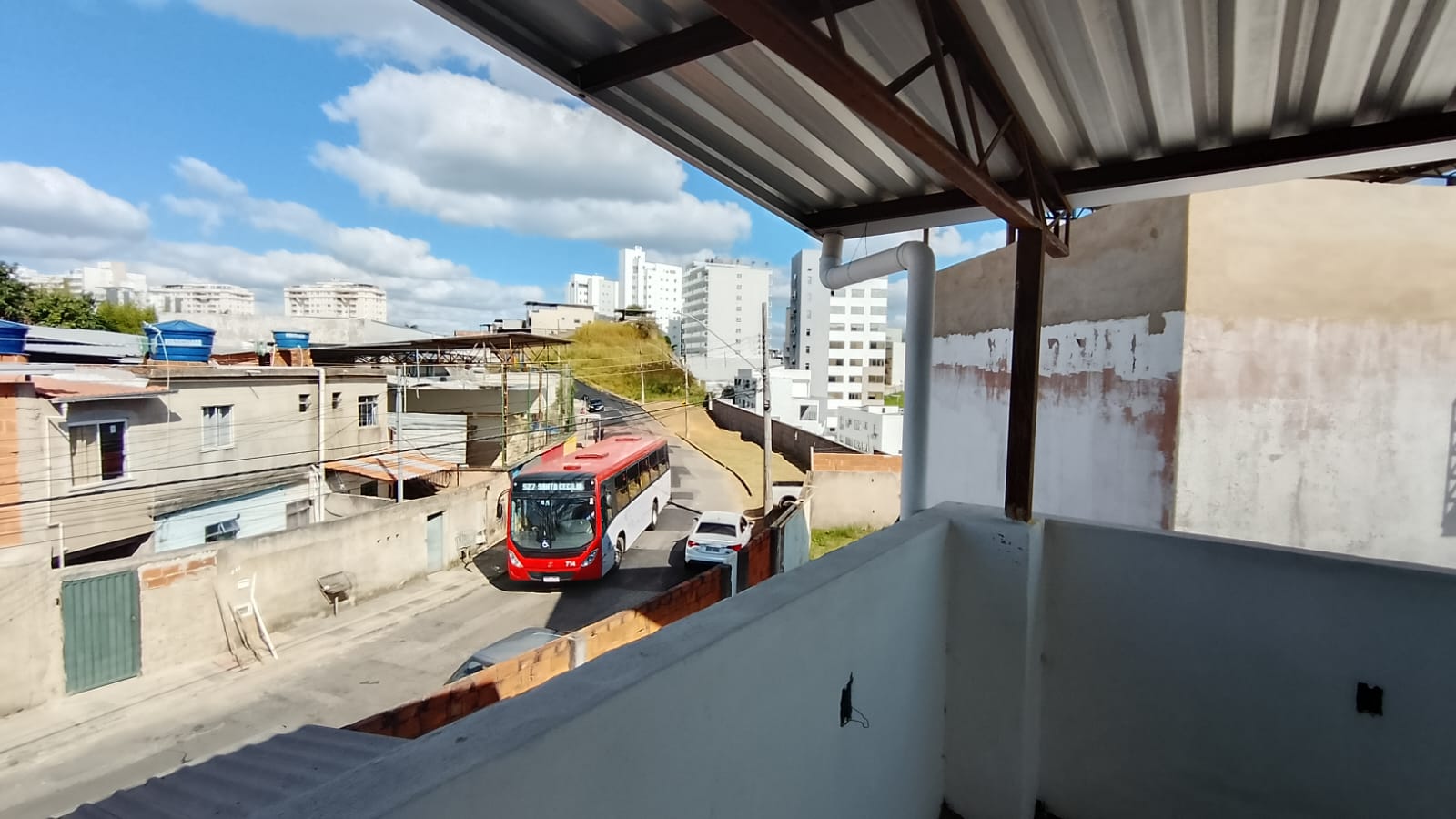 Imagem Casa com 2 Quartos à Venda, 165 m² em Santa Cecília - Juiz de Fora Imagem Casa com 2 Quartos à Venda, 165 m² em Santa Cecília - Juiz de Fora