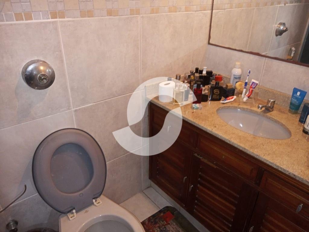 Imagem Apartamento com 3 Quartos à Venda, 120 m² em Vital Brazil - Niterói