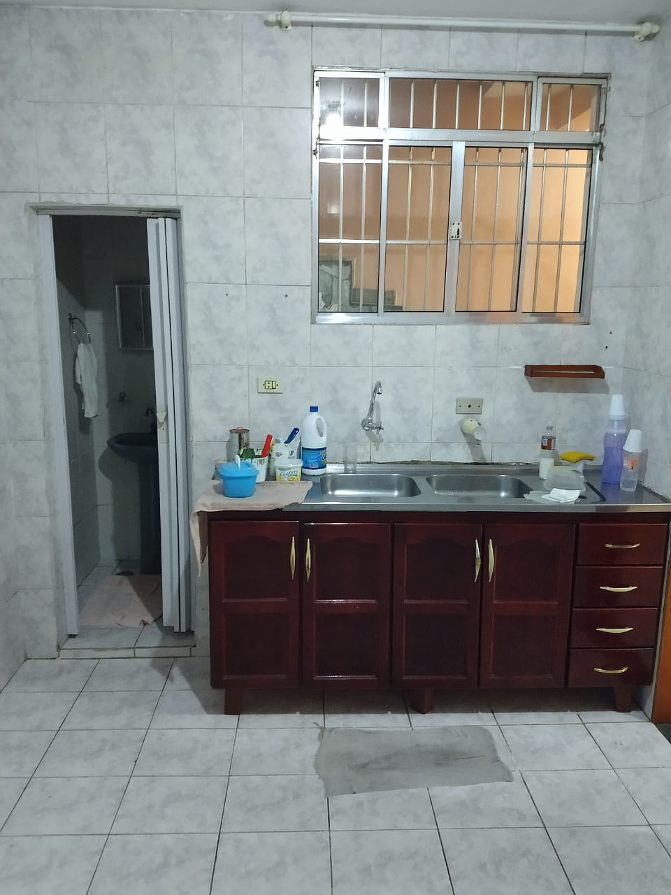 Imagem Sobrado com 3 Quartos à Venda, 220 m²em Jardim Maria Rosa - Taboão da Serra