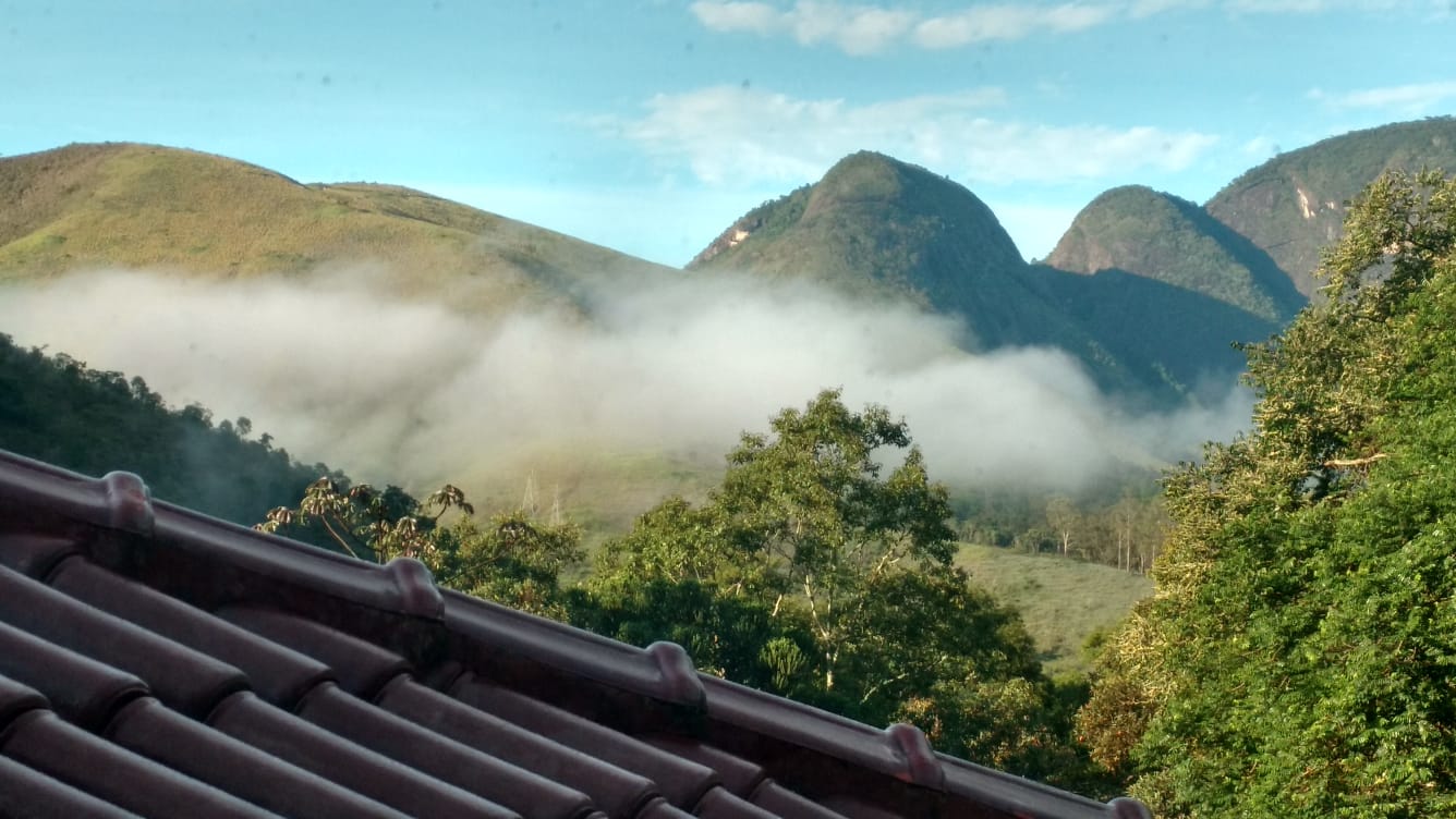 Imagem Casa de Condomínio com 9 Quartos à Venda, 520 m² em Itaipava - Petrópolis Imagem Casa de Condomínio com 9 Quartos à Venda, 520 m² em Itaipava - Petrópolis