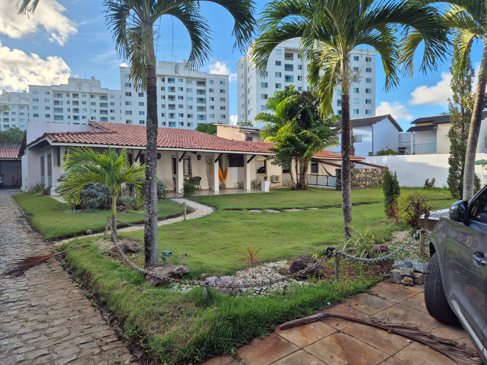 Imagem Casa com 4 Quartos à Venda, 600 m²em Centro - Lauro de Freitas Imagem Casa com 4 Quartos à Venda, 600 m²em Centro - Lauro de Freitas