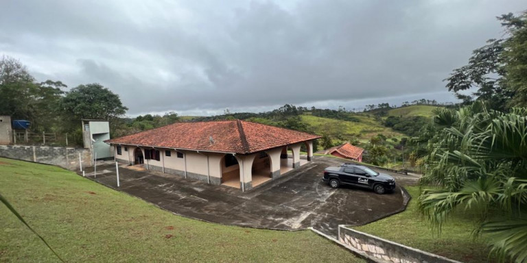Imagem Chácara com 2 Quartos à Venda, em Lanificio - Santa Isabel Imagem Chácara com 2 Quartos à Venda, em Lanificio - Santa Isabel
