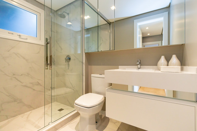 Imagem Apartamento com 2 Quartos à Venda,  em Campo Comprido - Curitiba