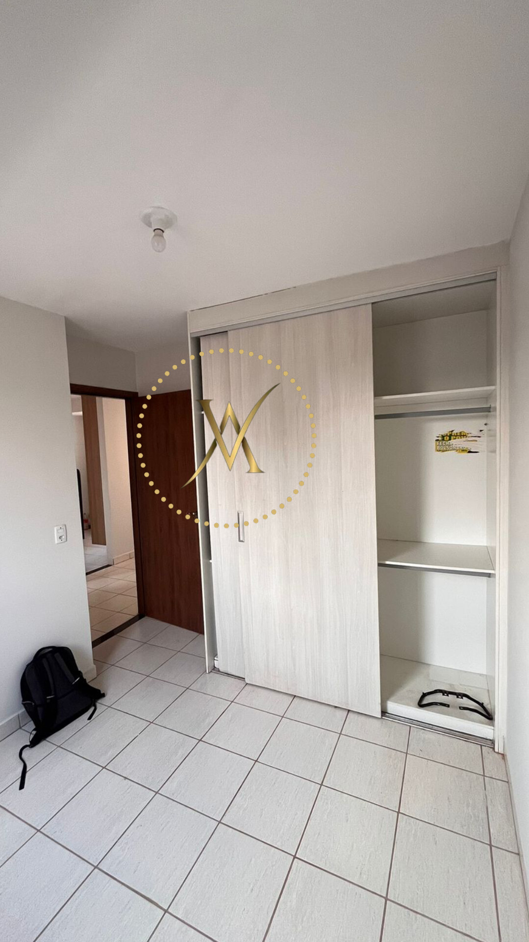 Imagem Apartamento com 2 Quartos à Venda, 44 m²em Loteamento Portal do Vale II - Uberlândia Imagem Apartamento com 2 Quartos à Venda, 44 m²em Loteamento Portal do Vale II - Uberlândia