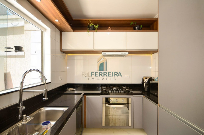 Imagem Sobrado com 3 Quartos à Venda, em Santa Cândida - Curitiba Imagem Sobrado com 3 Quartos à Venda, em Santa Cândida - Curitiba