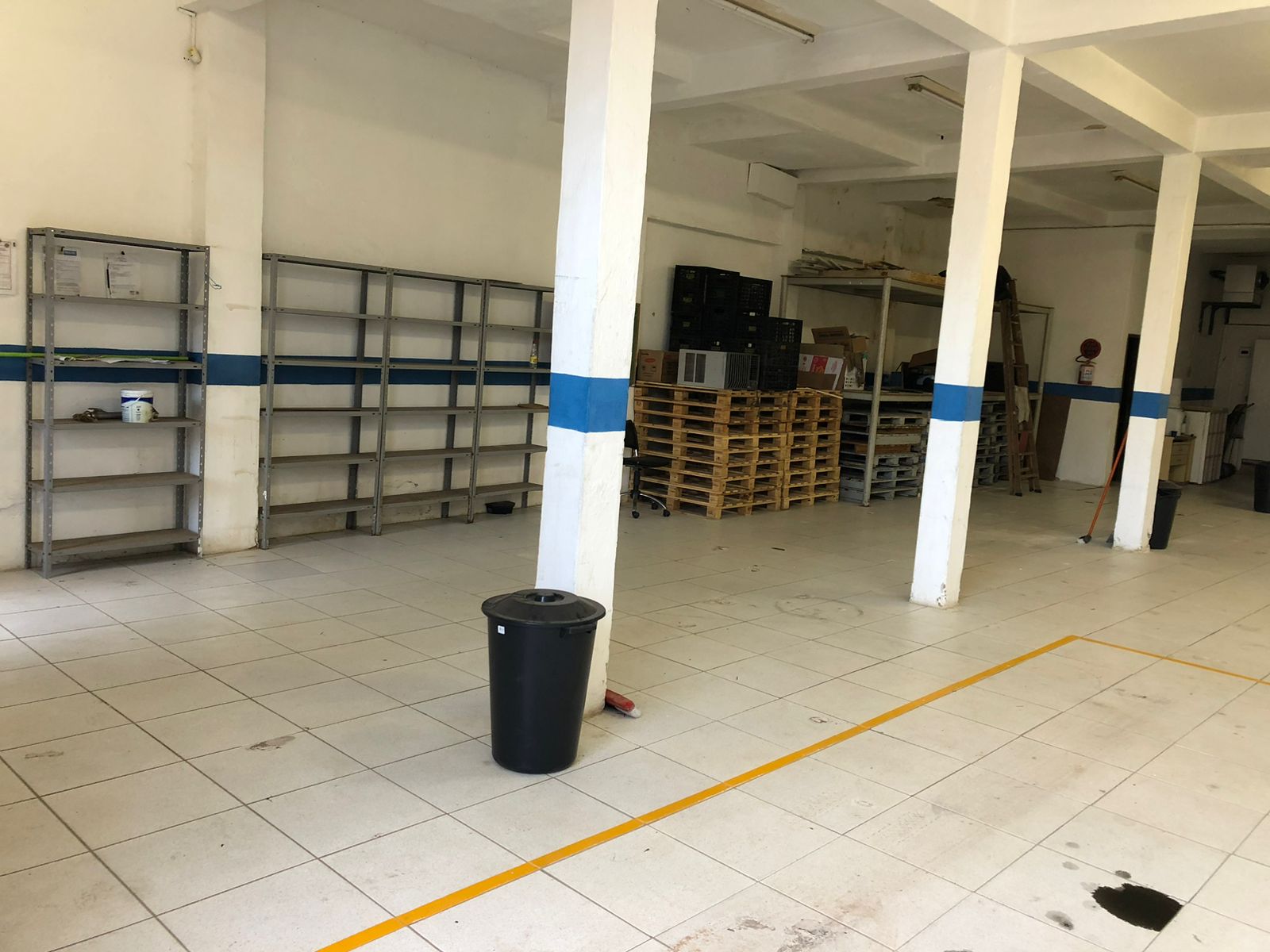 Galpão para Alugar, 300 m² em Afogados - Recife