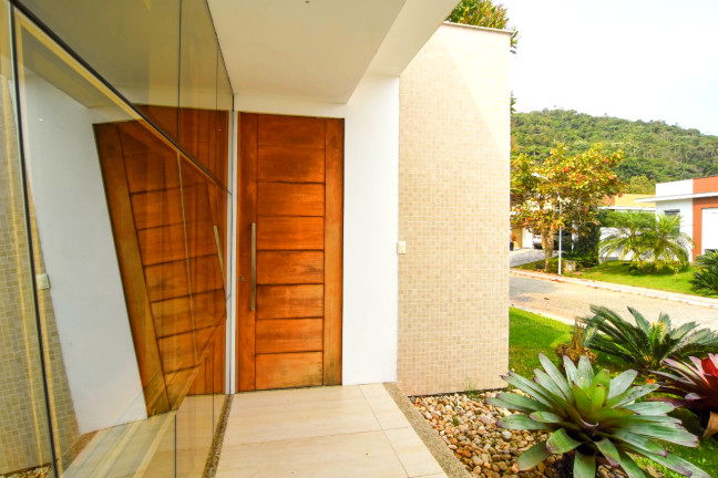 Imagem Casa com 4 Quartos à Venda, 345 m²em Ponta das Canas - Florianópolis