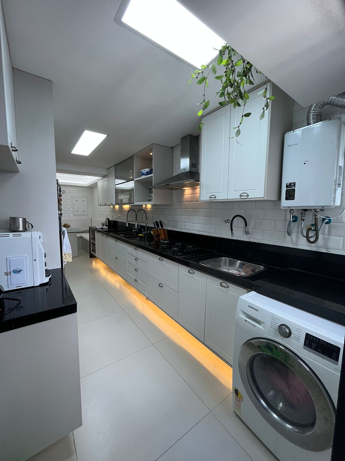Imagem Apartamento com 4 Quartos à Venda, 207 m²em Candeias - Jaboatão doa guararapes Imagem Apartamento com 4 Quartos à Venda, 207 m²em Candeias - Jaboatão doa guararapes