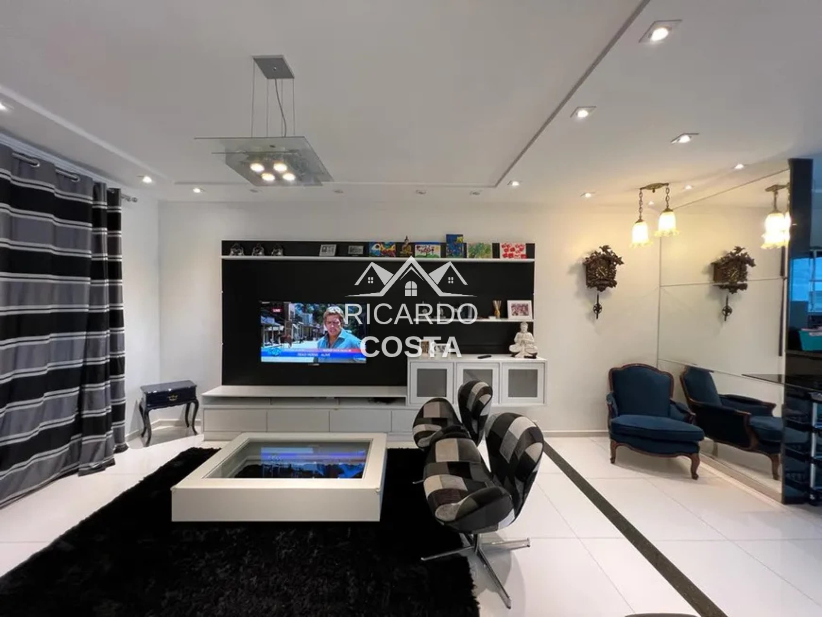 Imagem Casa de Condomínio com 3 Quartos à Venda ou Locação, 310 m² em Jacarepaguá - Rio de Janeiro Imagem Casa de Condomínio com 3 Quartos à Venda ou Locação, 310 m² em Jacarepaguá - Rio de Janeiro