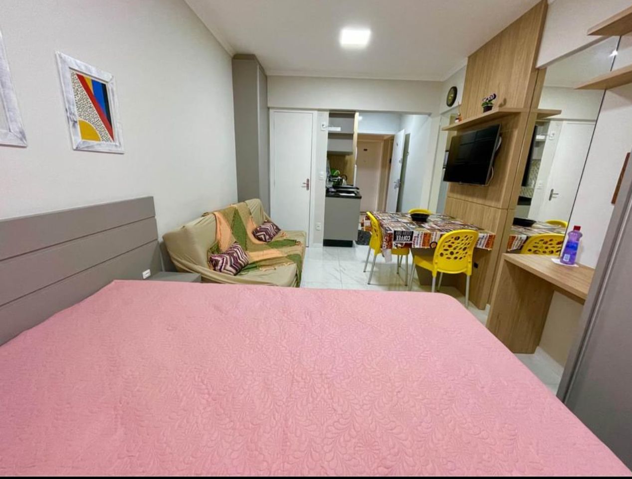 Imagem Kitnet com 1 Quarto à Venda, 32 m²em Nações - Balneário Camboriú