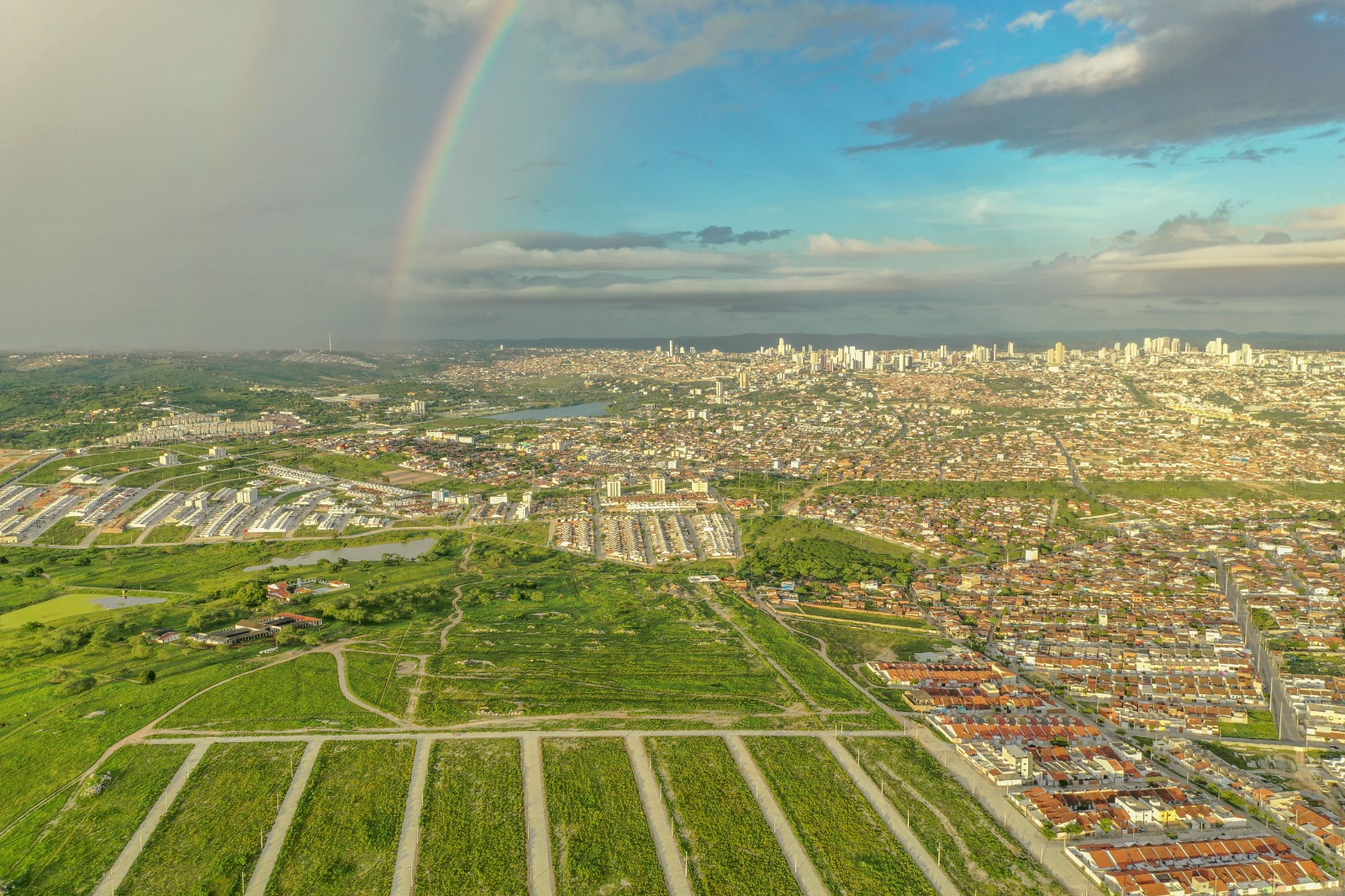 Imagem Terreno à Venda, 160 m²em Serrotão - Campina Grande