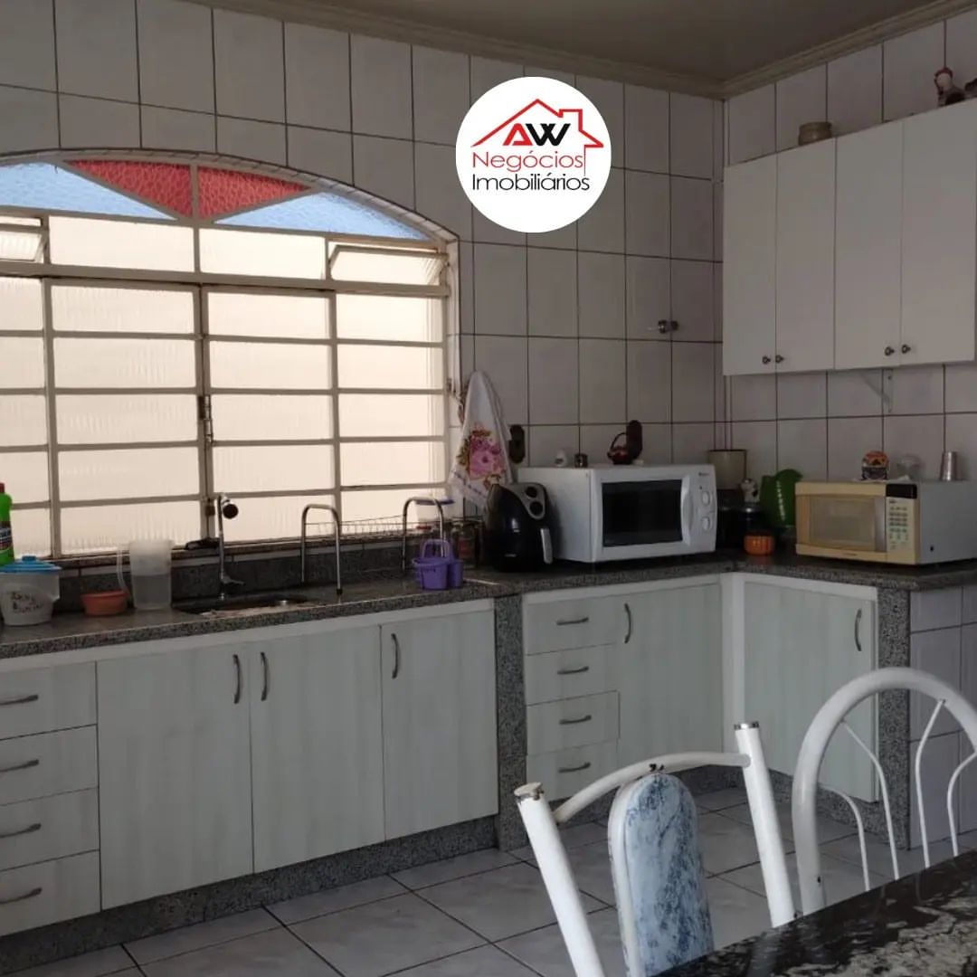 Imagem Casa com 3 Quartos à Venda, 486 m²em Sevilha (2ª Seção) - Ribeirão das Neves Imagem Casa com 3 Quartos à Venda, 486 m²em Sevilha (2ª Seção) - Ribeirão das Neves