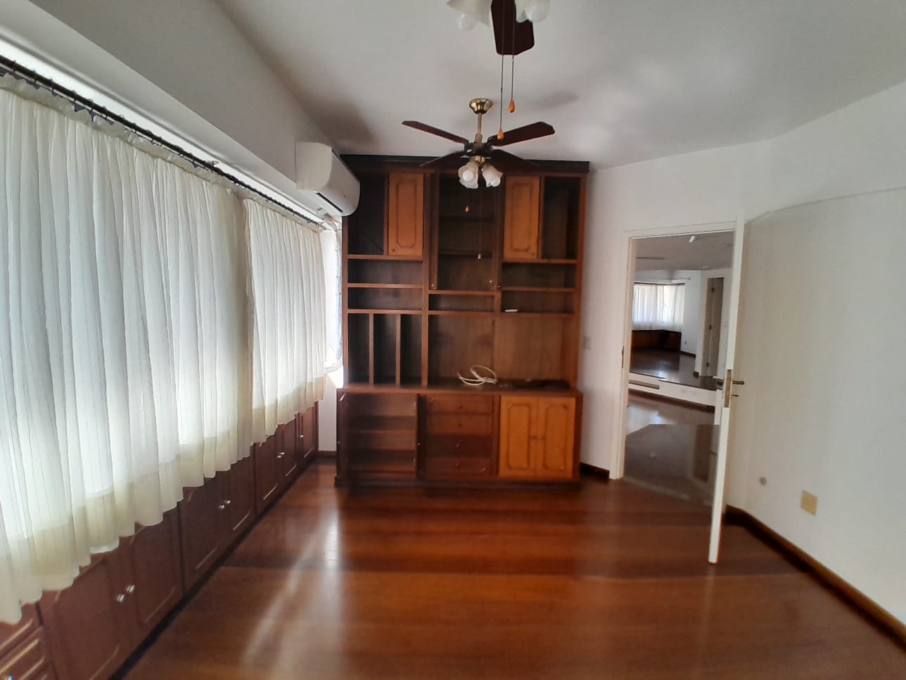 Imagem Apartamento com 3 Quartos à Venda ou Locação, 245 m² em Aclimação - São Paulo