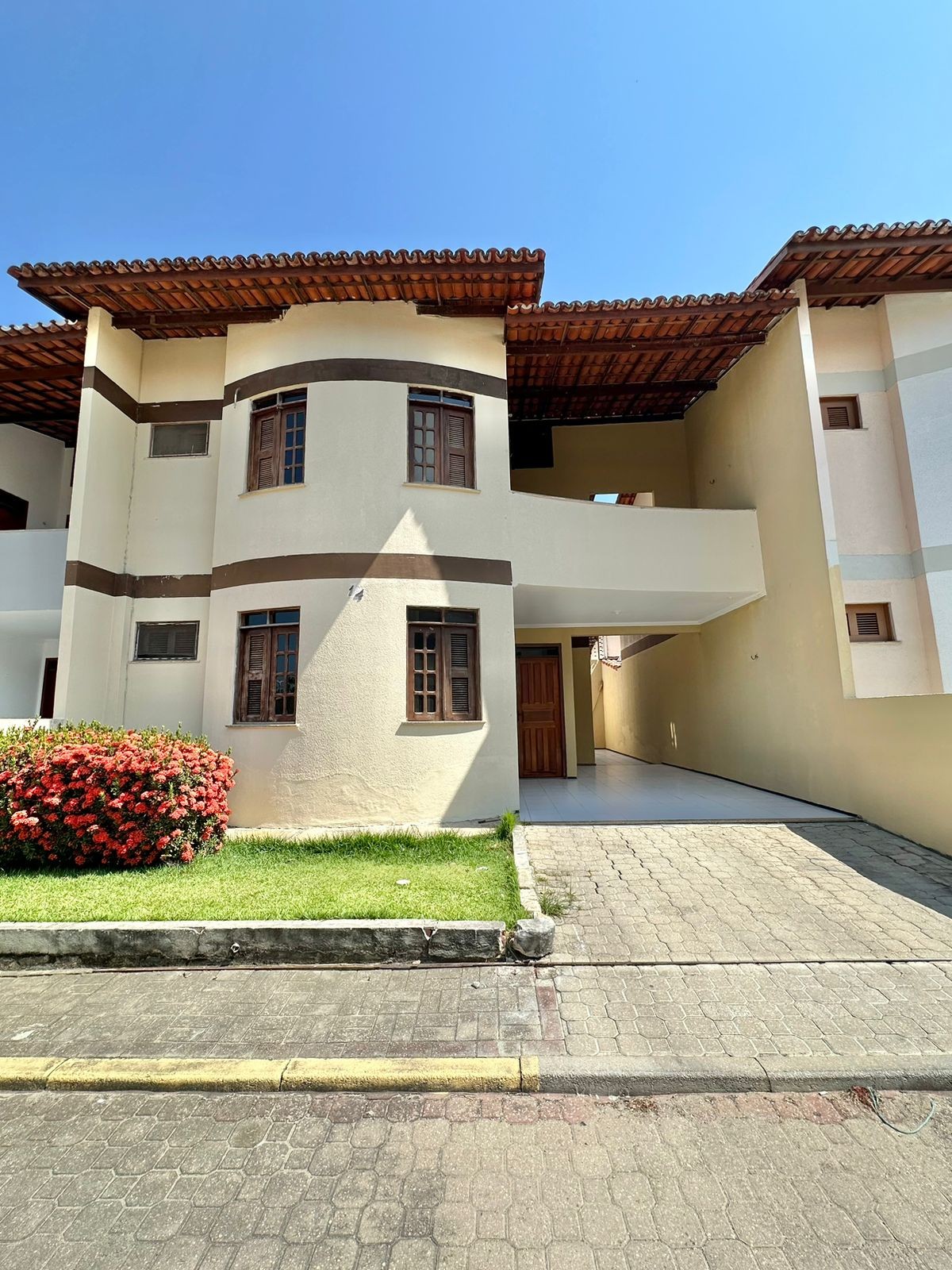 Imagem Casa de Condomínio com 4 Quartos à Venda, 134 m² em Sapiranga-Coité - Fortaleza Imagem Casa de Condomínio com 4 Quartos à Venda, 134 m² em Sapiranga-Coité - Fortaleza