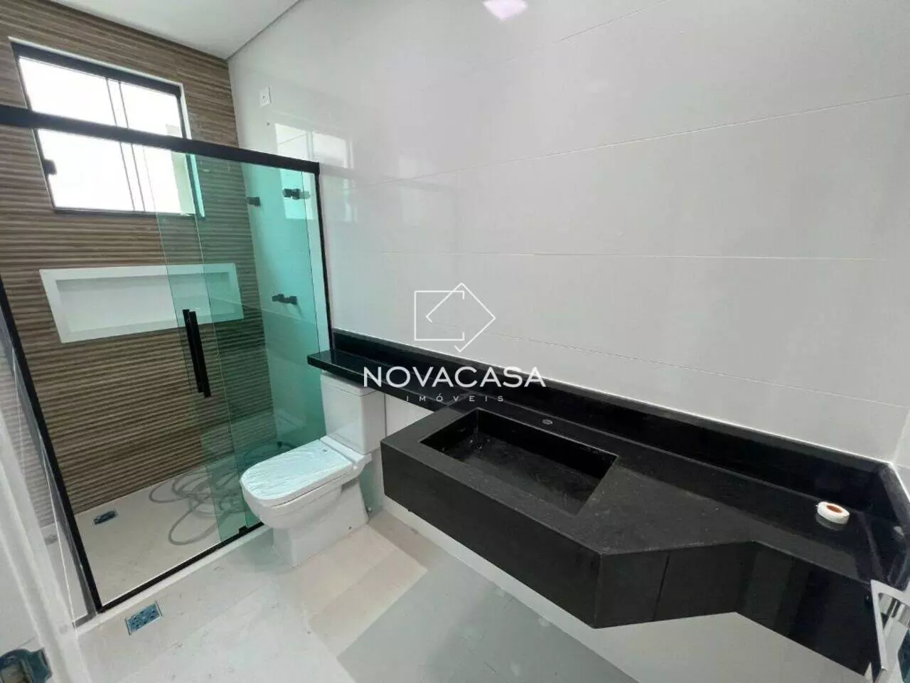 Imagem Casa com 4 Quartos à Venda, 150 m² em Planalto - Belo Horizonte Imagem Casa com 4 Quartos à Venda, 150 m² em Planalto - Belo Horizonte