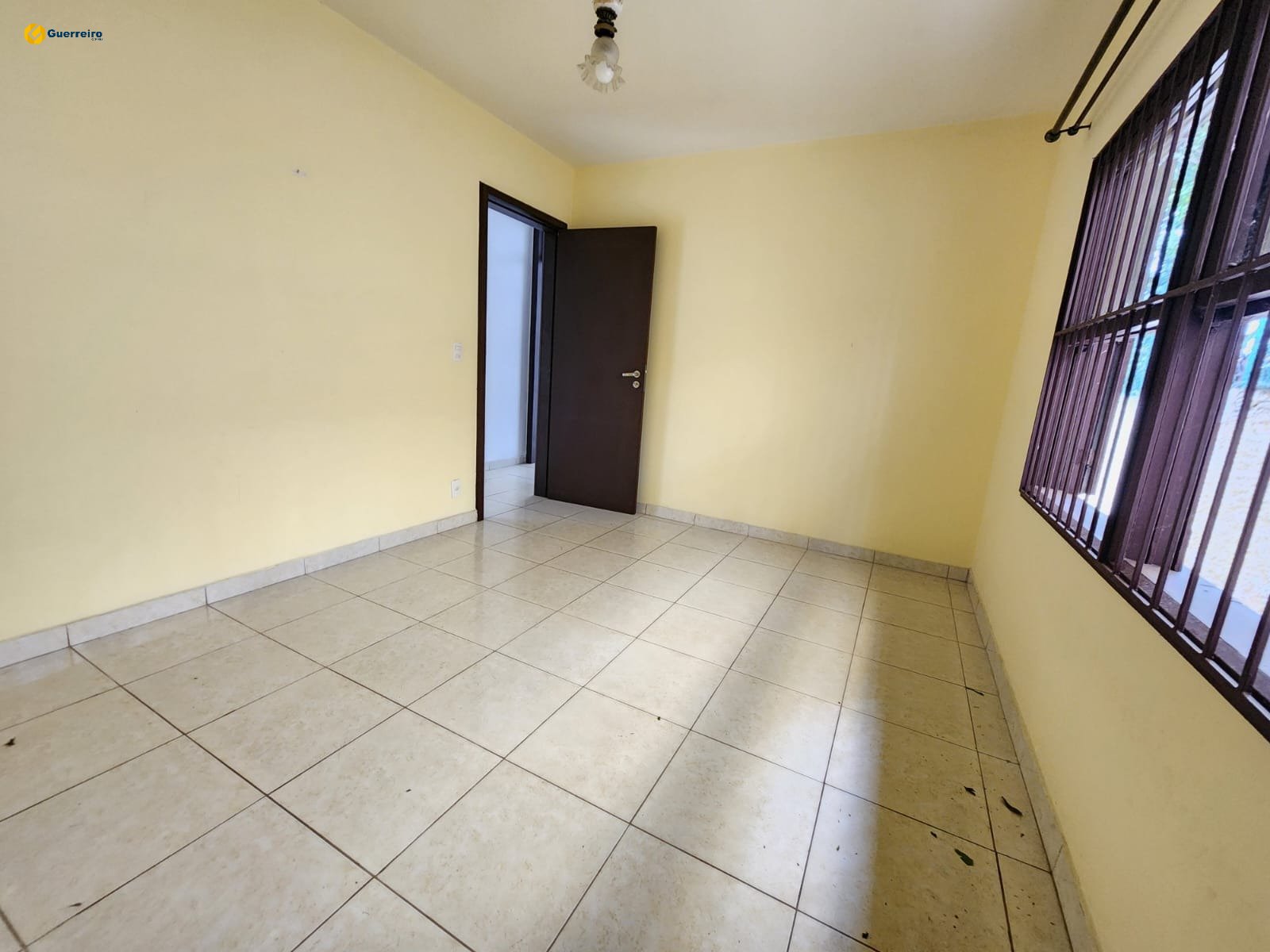 Imagem Casa com 3 Quartos à Venda, 190 m² em Trindade - Florianópolis Imagem Casa com 3 Quartos à Venda, 190 m² em Trindade - Florianópolis