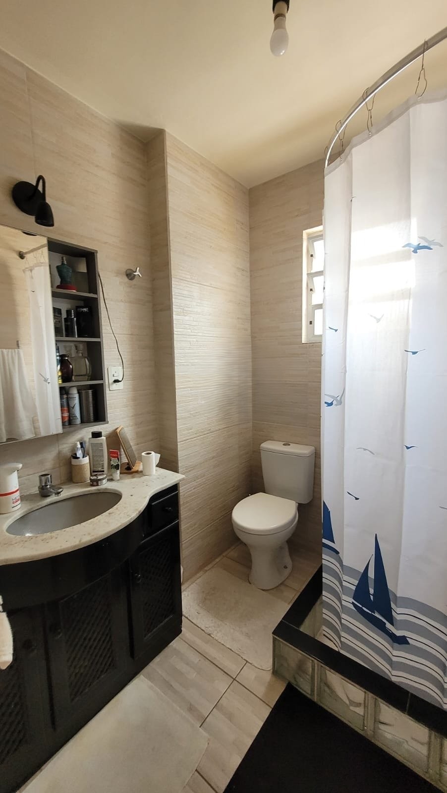 Imagem Apartamento com 2 Quartos à Venda, 57 m² em Coqueiros - Florianópolis