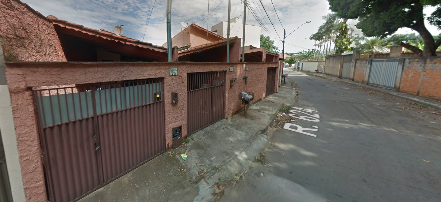 Imagem Casa com 10 Quartos à Venda, 268 m²em Setor São José - Goiânia Imagem Casa com 10 Quartos à Venda, 268 m²em Setor São José - Goiânia