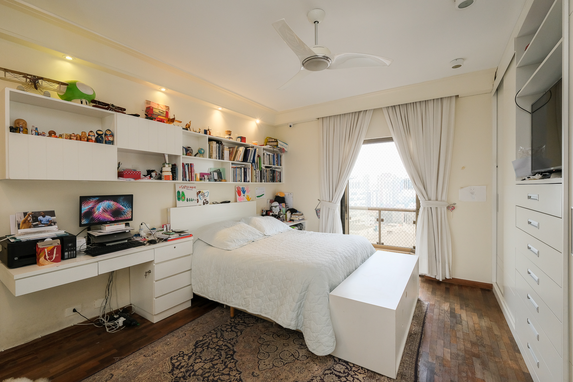 Imagem Apartamento com 4 Quartos à Venda ou Locação, 270 m²em Santa Cecília - São Paulo