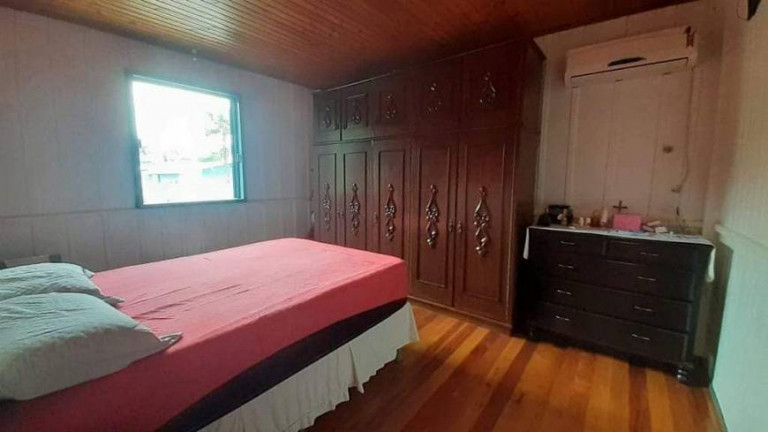Imagem Casa com 3 Quartos à Venda, 148 m² em Milanese - Criciúma Imagem Casa com 3 Quartos à Venda, 148 m² em Milanese - Criciúma