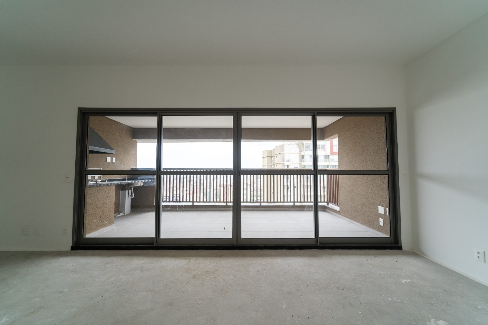 Imagem Apartamento com 4 Quartos à Venda, 132 m²em Vila Gumercindo - São Paulo