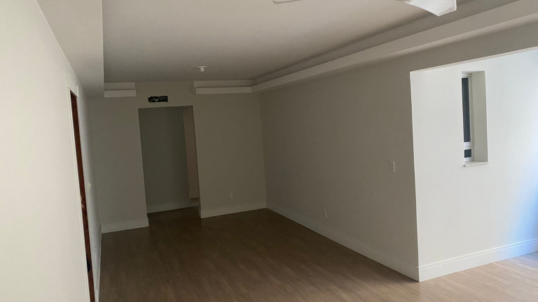 Imagem Apartamento com 3 Quartos à Venda, 110 m² em Comerciário - Criciúma Imagem Apartamento com 3 Quartos à Venda, 110 m² em Comerciário - Criciúma