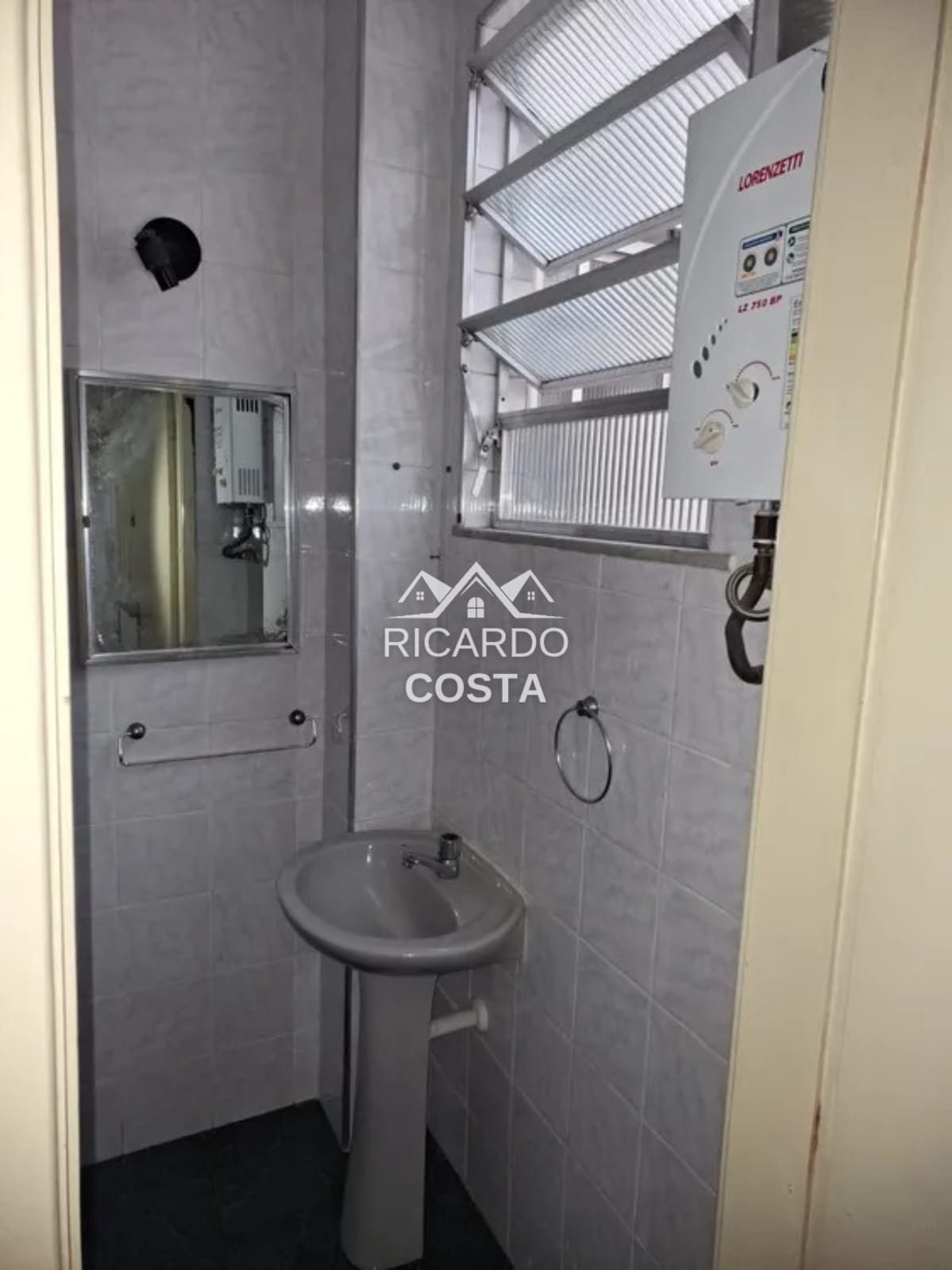Imagem Apartamento com 3 Quartos à Venda, 103 m² em Centro - Rio de Janeiro Imagem Apartamento com 3 Quartos à Venda, 103 m² em Centro - Rio de Janeiro