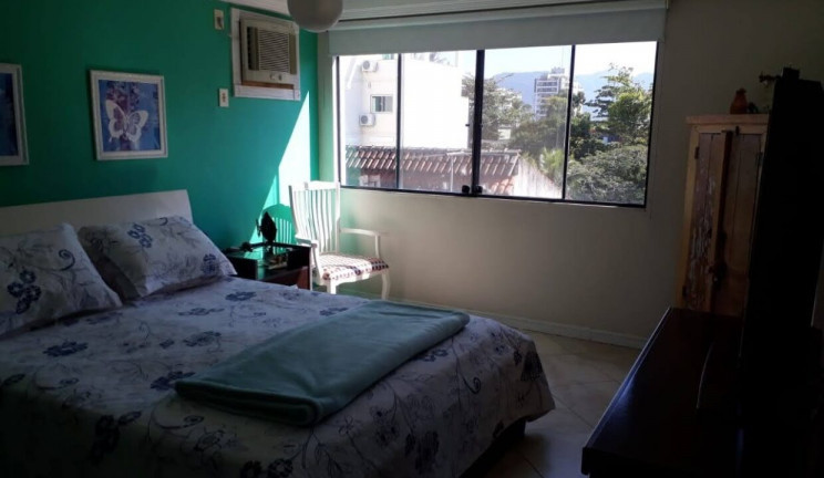 Imagem Casa com 3 Quartos à Venda, 240 m² em Barra Da Tijuca - Rio De Janeiro Imagem Casa com 3 Quartos à Venda, 240 m² em Barra Da Tijuca - Rio De Janeiro