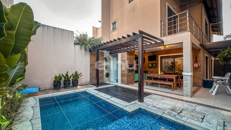 Imagem Casa de Condomínio com 3 Quartos à Venda, 190 m² em Coité - Eusébio 
