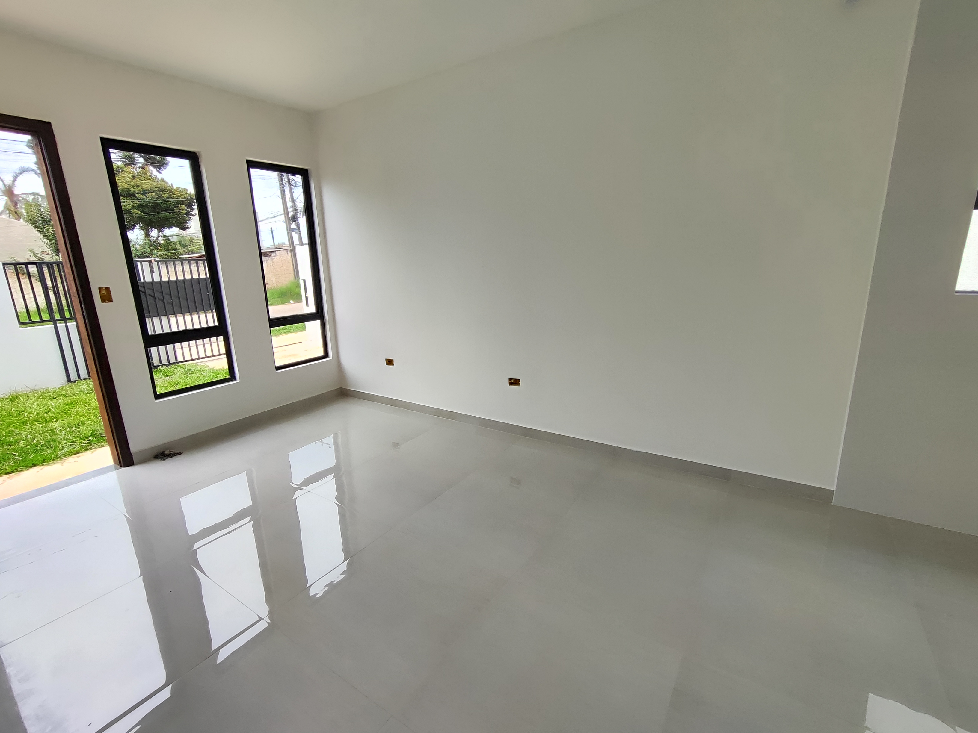 Imagem Casa com 3 Quartos à Venda, 56 m²em Guaraituba - Colombo