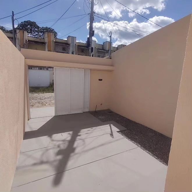 Imagem Casa com 2 Quartos à Venda, 48 m²em Furna da Onça - Maracanaú