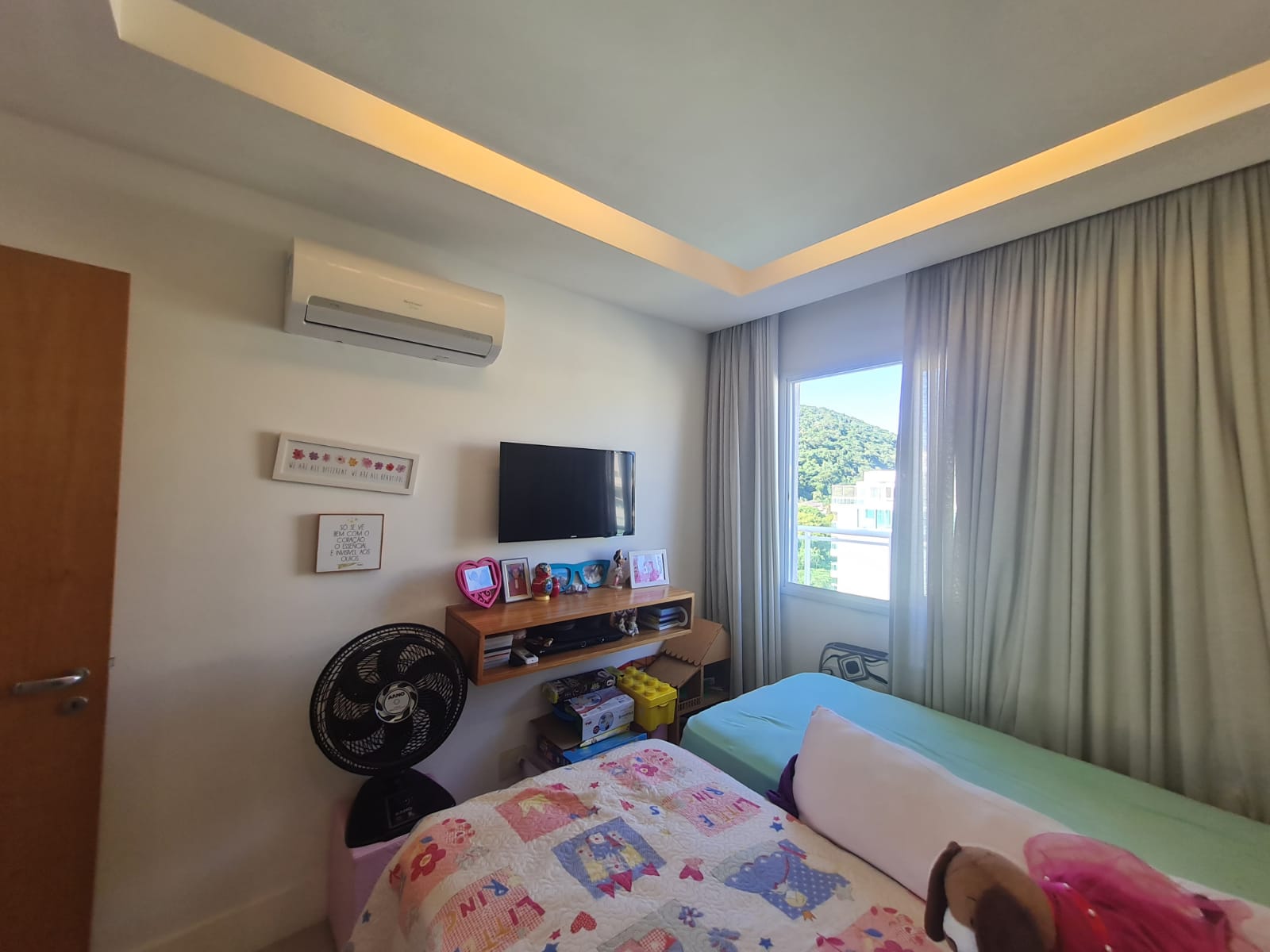 Imagem Apartamento com 3 Quartos à Venda, 280 m²em Camboinhas - Niterói Imagem Apartamento com 3 Quartos à Venda, 280 m²em Camboinhas - Niterói