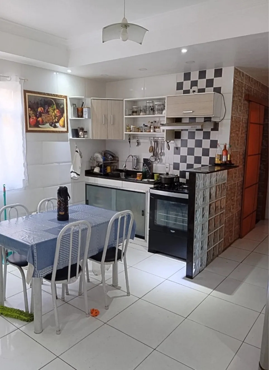 Imagem Casa com 3 Quartos à Venda, 132 m² em Laranjal - São Gonçalo Imagem Casa com 3 Quartos à Venda, 132 m² em Laranjal - São Gonçalo