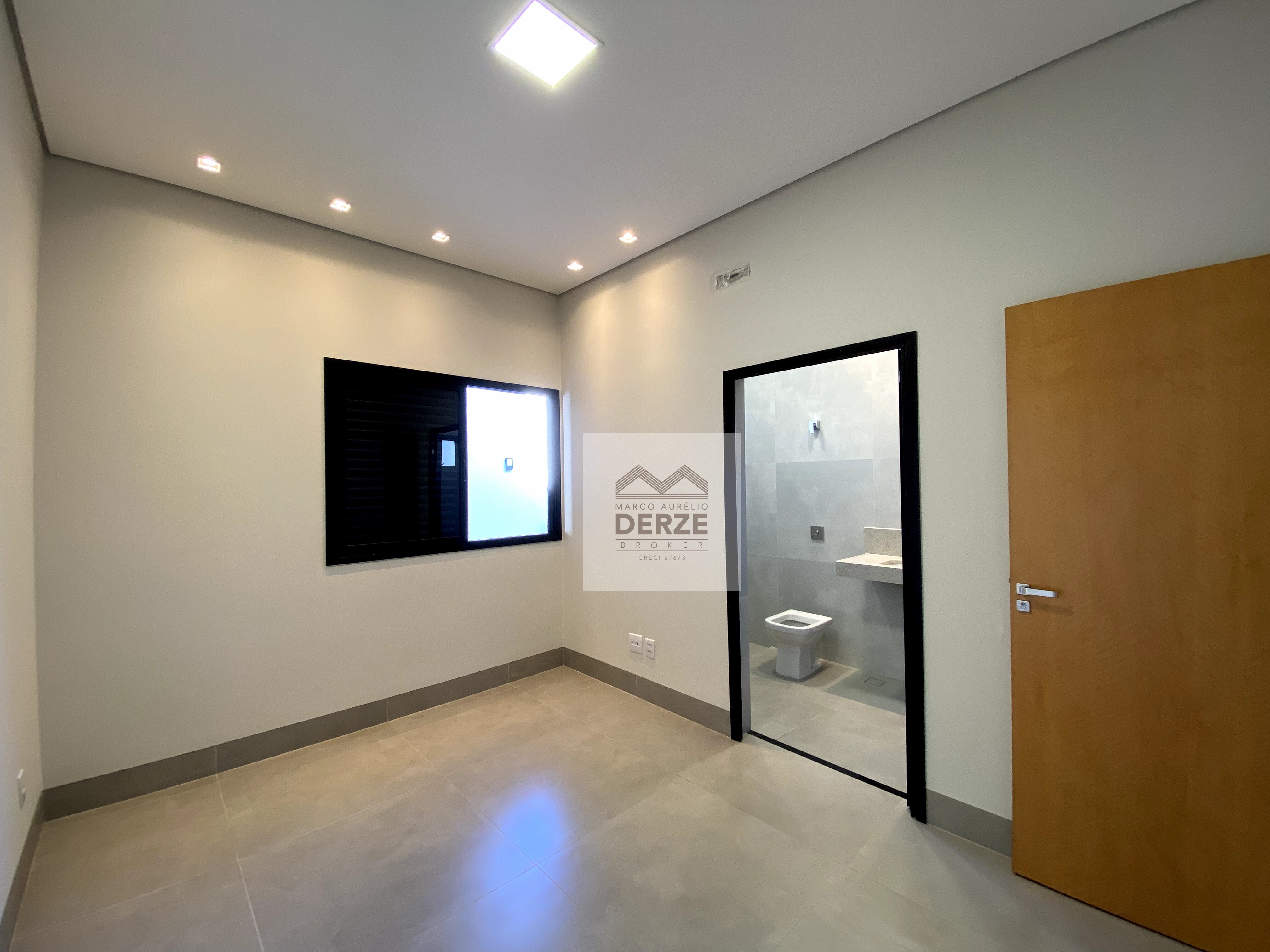 Imagem Casa com 3 Quartos à Venda, 210 m²em Vigilato Pereira - Uberlândia Imagem Casa com 3 Quartos à Venda, 210 m²em Vigilato Pereira - Uberlândia