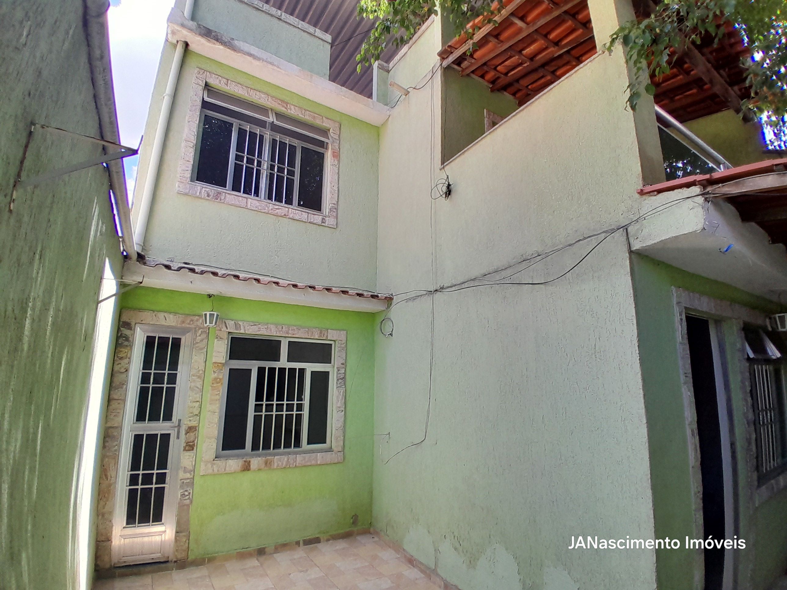 Casa com 3 Quartos à Venda, 110 m² em Bangu - Rio de Janeiro