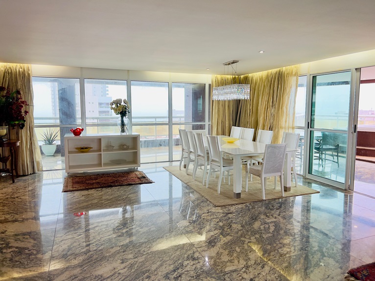 Imagem Cobertura com 4 Quartos à Venda, 518 m² em Meireles - Fortaleza