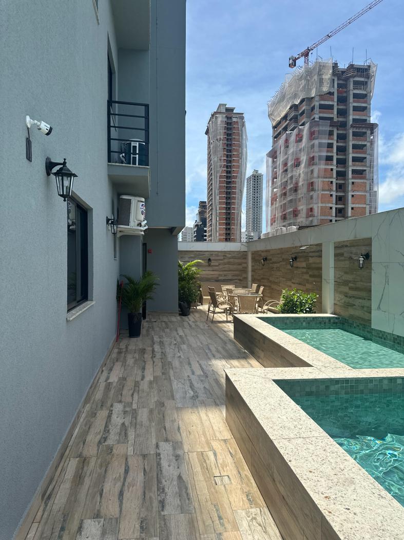 Imagem Apartamento com 3 Quartos à Venda, 130 m² em Meia Praia - Itapema