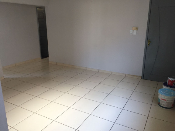 Imagem Casa com 3 Quartos para Alugar, 1 m² em COHAB Anil I - São Luís