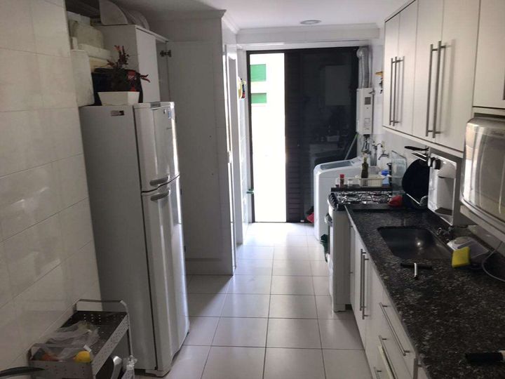 Imagem Apartamento com 2 Quartos à Venda, 228 m² em José Menino - Santos