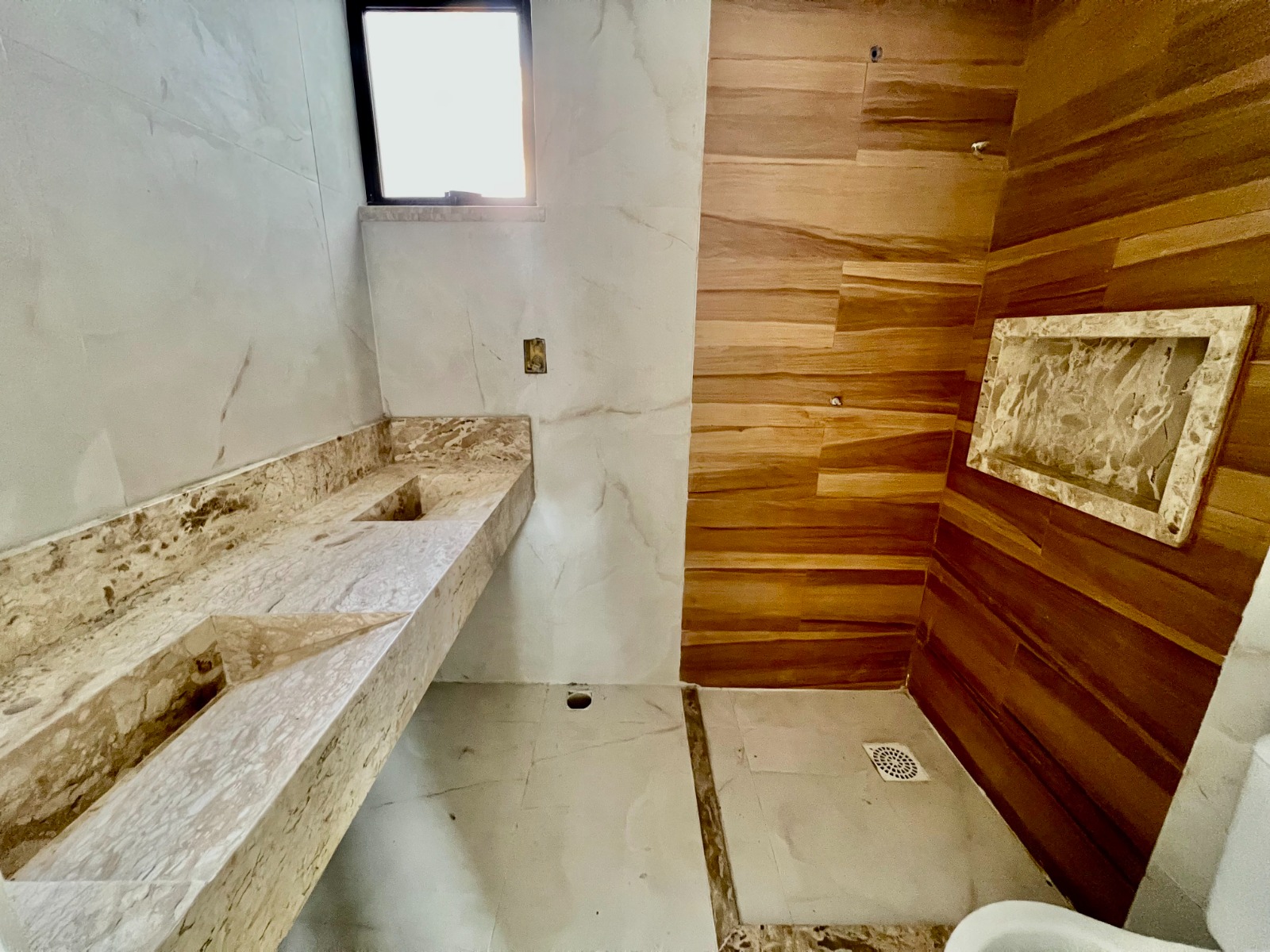 Imagem Casa com 3 Quartos à Venda, 120 m²em Amador - Eusébio Imagem Casa com 3 Quartos à Venda, 120 m²em Amador - Eusébio