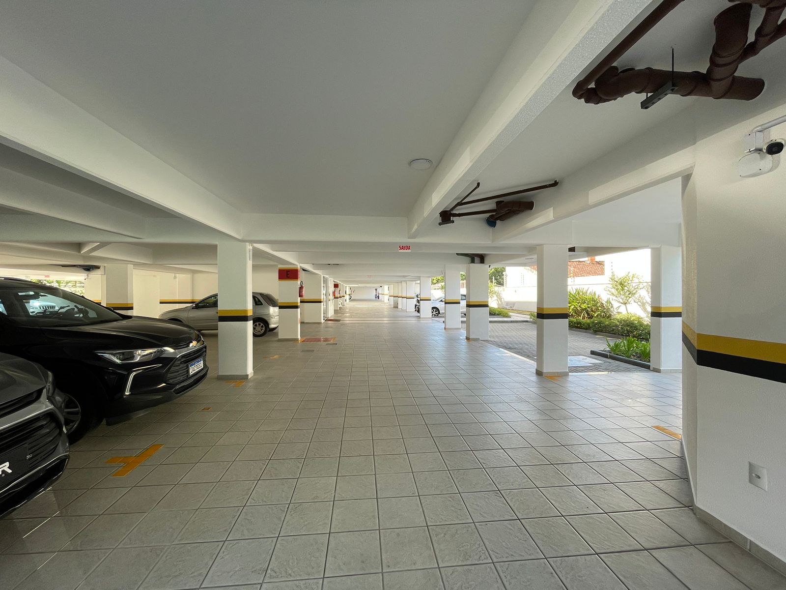 Imagem Apartamento com 2 Quartos à Venda, 74 m²em Canasvieiras - Florianópolis