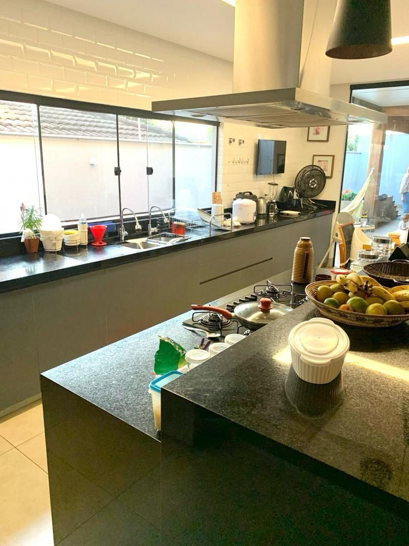 Imagem Casa de Condomínio com 3 Quartos à Venda, 271 m²em Portal Sul - Bela Vista de Goiás