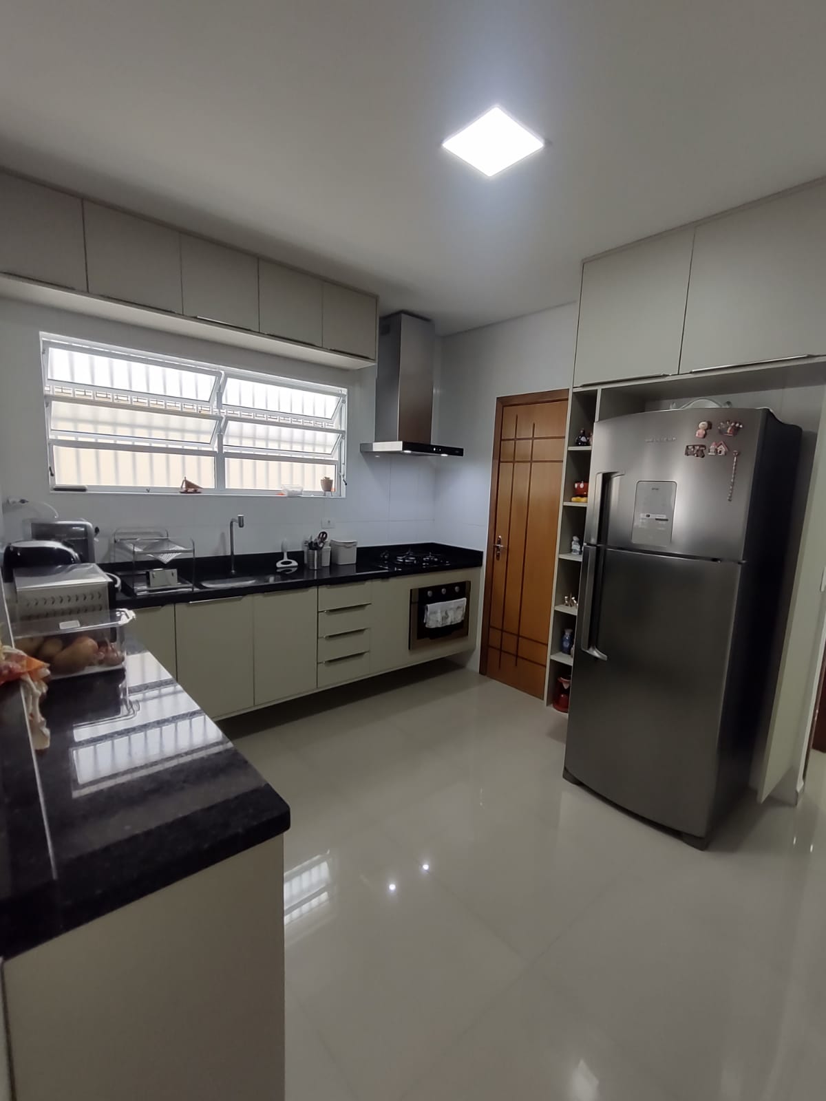 Imagem Casa com 3 Quartos à Venda, 160 m²em Campo Grande - Santos