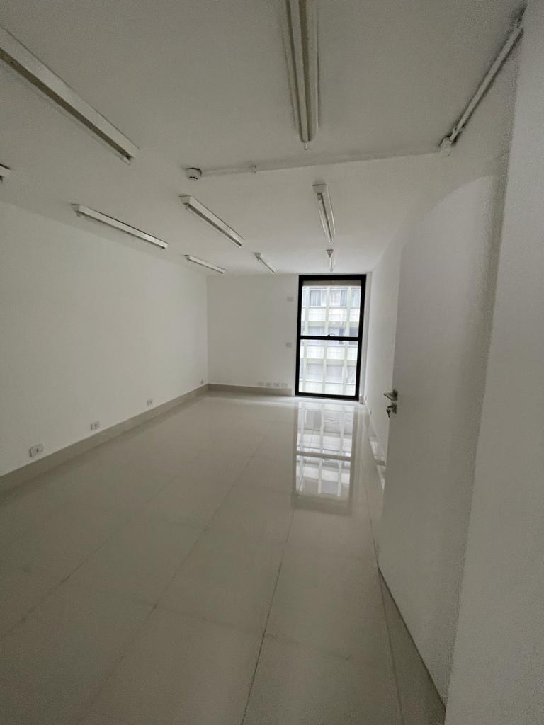 Imagem Sala Comercial à Venda, 135 m²em Jardim Paulista - São Paulo