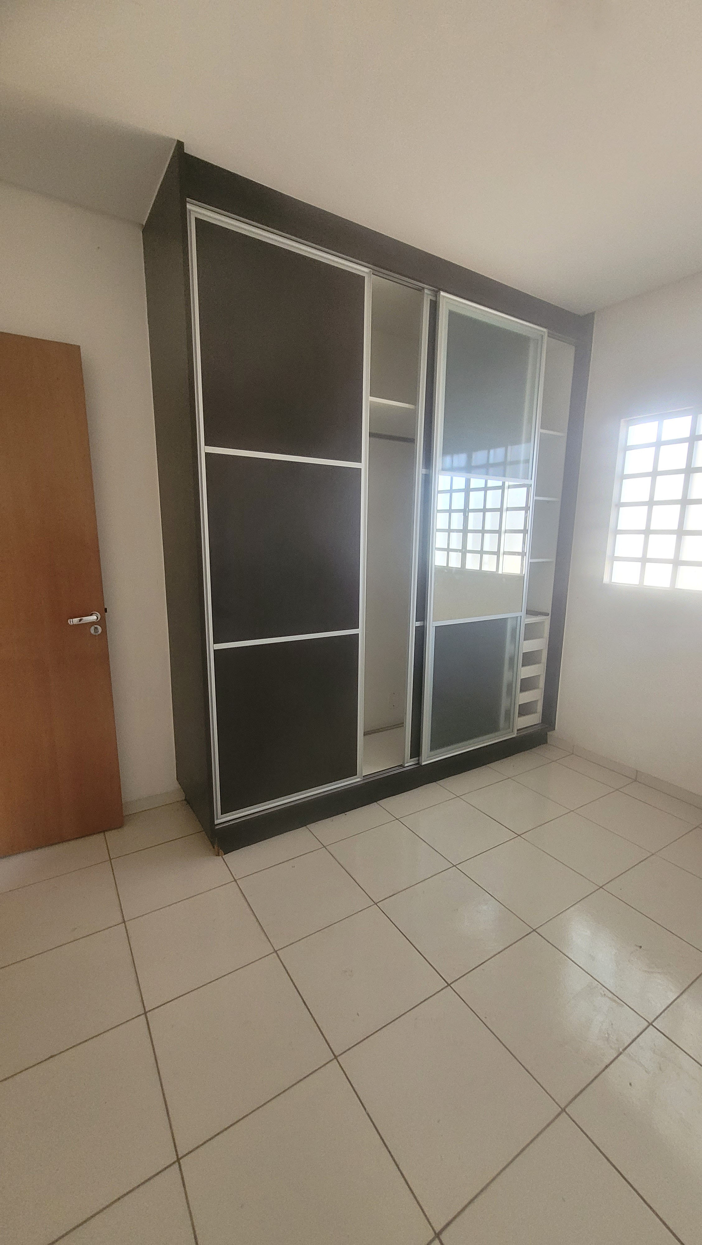 Imagem Casa com 4 Quartos à Venda, 305 m²em Jardim das Esmeraldas - Goiânia